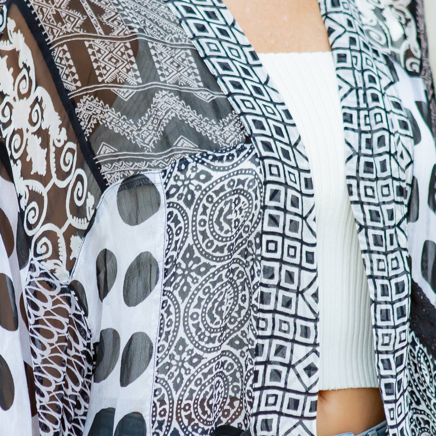 Kimono Top Small / Black & White
